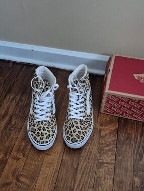 Womens Leopard Print Vans Size 9.5